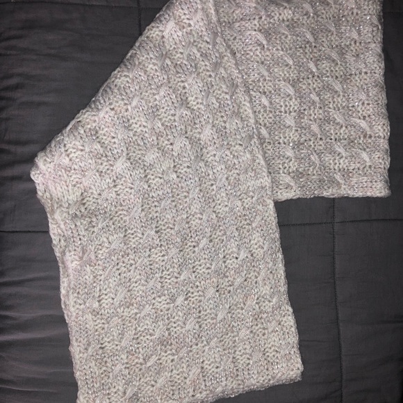 Knitted Infinity Scarf - Picture 2 of 4